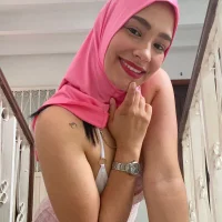 Slika avatara modela ShanaJamil