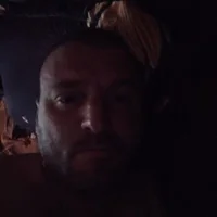 Ivian9022's Avatar Pic