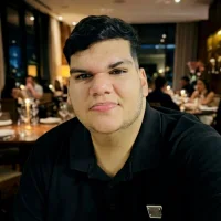 Leandro_023 Adlı Modelin Avatarı