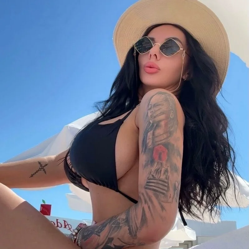 ivywiksen profile photo