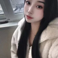 ccccc12365's Profile Pic