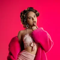 AnitaVenture: изображение аватарки