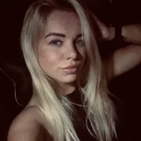 MiaFosterf의 프로필 사진