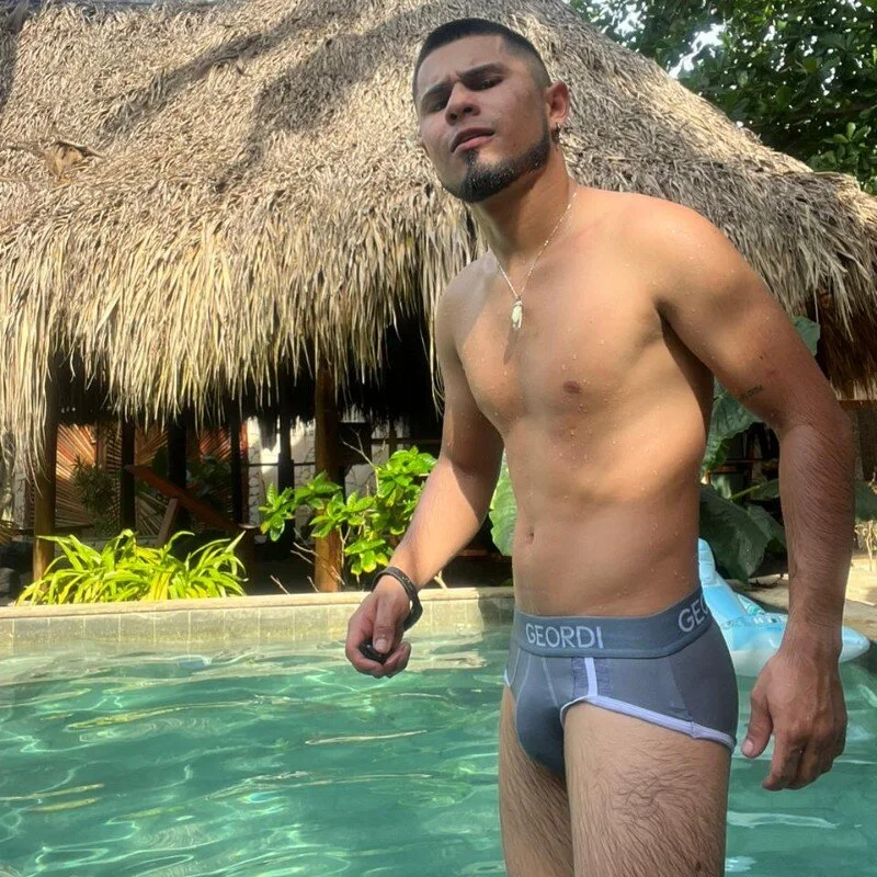 dominikvega Stripchat profile image