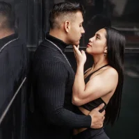 ValeryandSanty_'s Avatar Pic