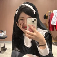 Adelaideccc: εικόνα άβαταρ