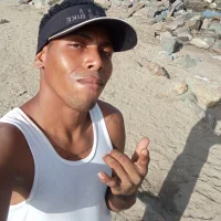 รูปโปรไฟ  ล์ของ Edinson_23CM