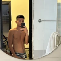 Slika avatara modela Ecze11903