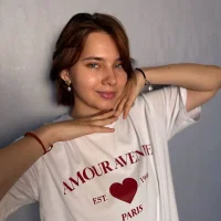 AlmaHeick's Profile Pic