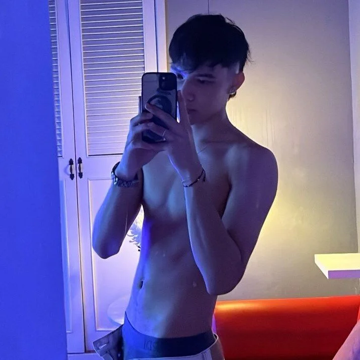 AronTawers Stripchat profile image