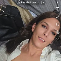 nikiraerae25's Avatar Pic