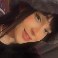 mirella_adams' Avatar Pic