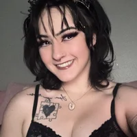 lunetkisses's Profile Pic