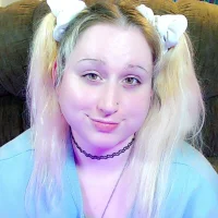 lil_alison_heart's Avatar Photo