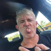 willhump52's Profile Pic