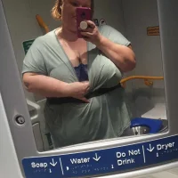 صورة الملف الشخصي لـ Vrosea94