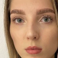 Mia_genniers's Profile Pic