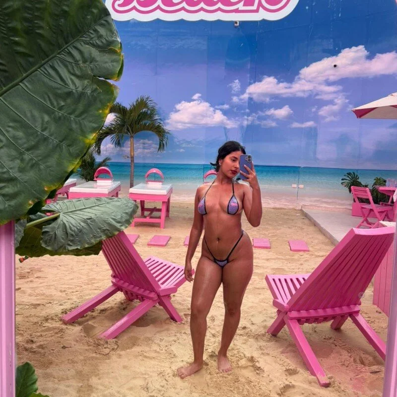 Alessia_Blazee30