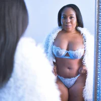 penelope_morris's Profile Pic