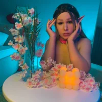 รูปโปรไฟล์ของ Maya_Moon_