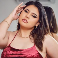 GabbyClare's Profile Pic