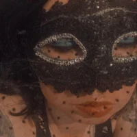 szives28 Adlı Modelin Avatarı