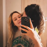 Gambar Profil WeSexFam