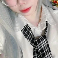 Miyeoonn Adlı Modelin Avatarı