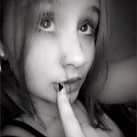 melinalovee's Profile Pic