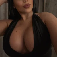 tifanybundud_'s Profile Pic