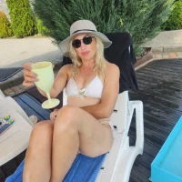 SelinaFish's Profile Pic