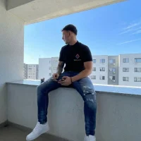 fratm_03's Avatar Pic