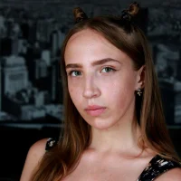 MadinaFabian's Profile Pic