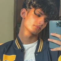 stripshow25's Profile Pic