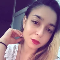 Снимка на аватара на deeacrispy24
