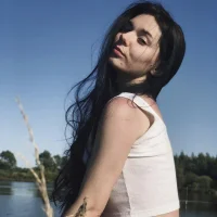 VanessaMonro's Profile Pic