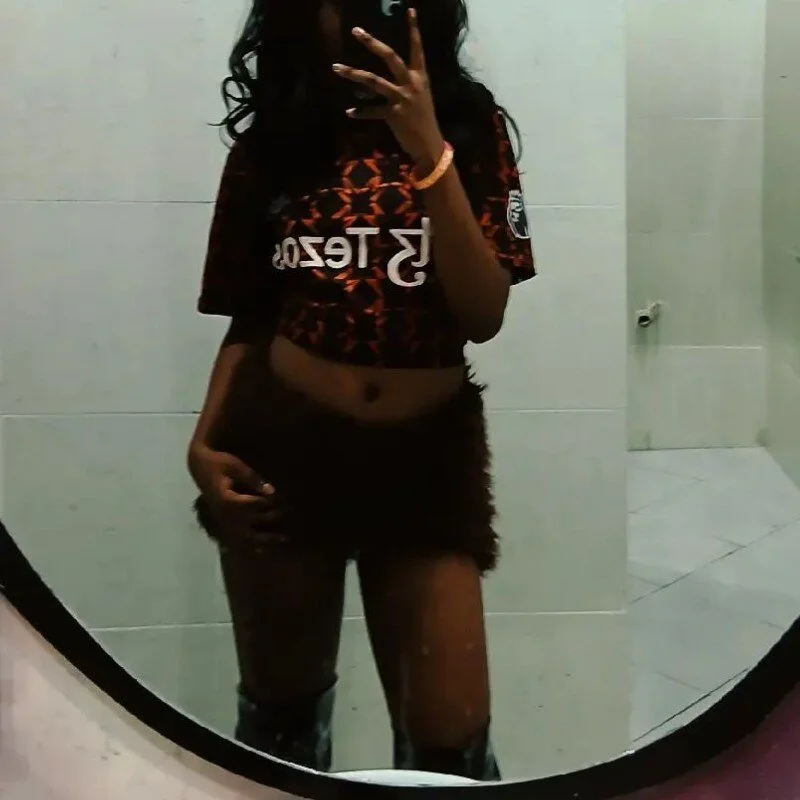 kisstheclouds profile photo
