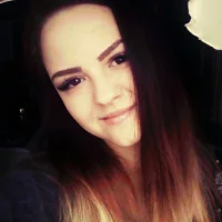 LittleViolett Φωτ, Προφίλ