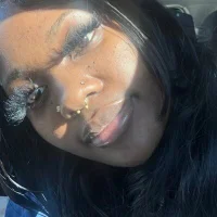 Helyy3's Profile Pic