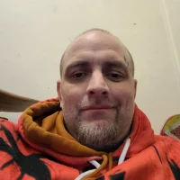 WHITEhammerDr0p 的個人資料 圖片