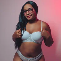 AlmaSimmons's Profile Pic
