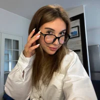 WillaCurvin's Avatar Pic