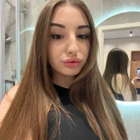 Профилна снимка на AngelinaAngelias
