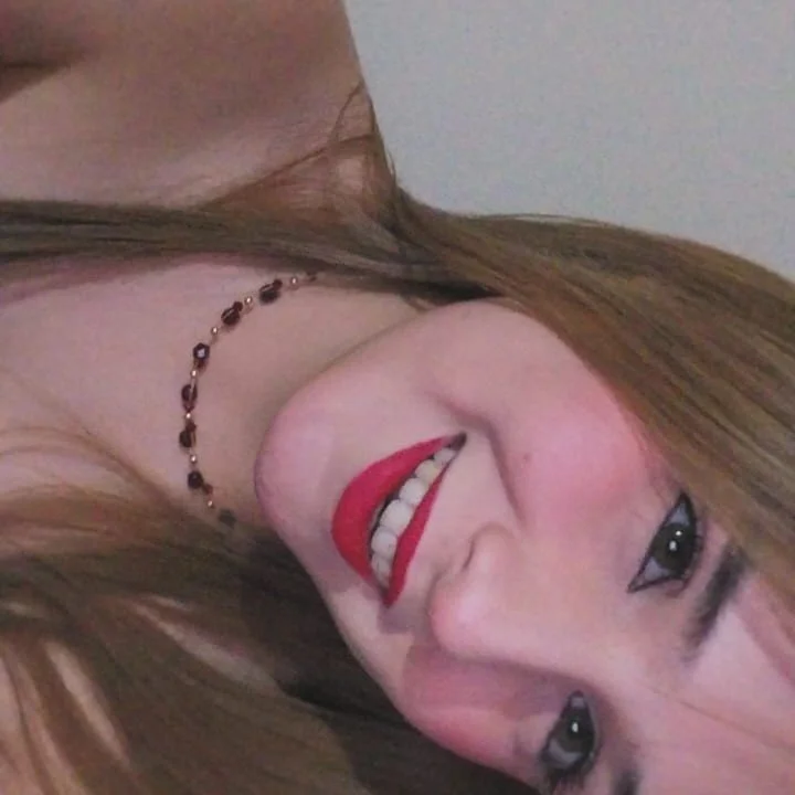 isabellardiente profile photo