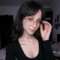 jassminekisses' Avatar Photo