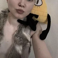 Larassy: изображение аватарки