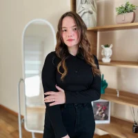 FloraBrach's Profile Pic