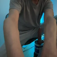 tellmewhat2dopls' Avatar Pic