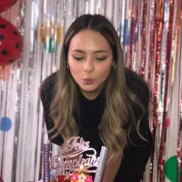 Lilaa2305 头像图片