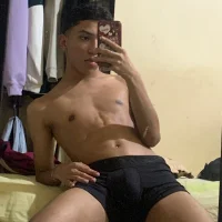 sexihot_maiki's Profile Pic